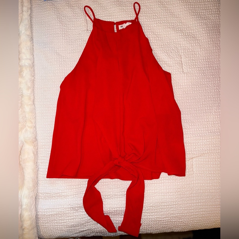 ee:some red front tie tank top